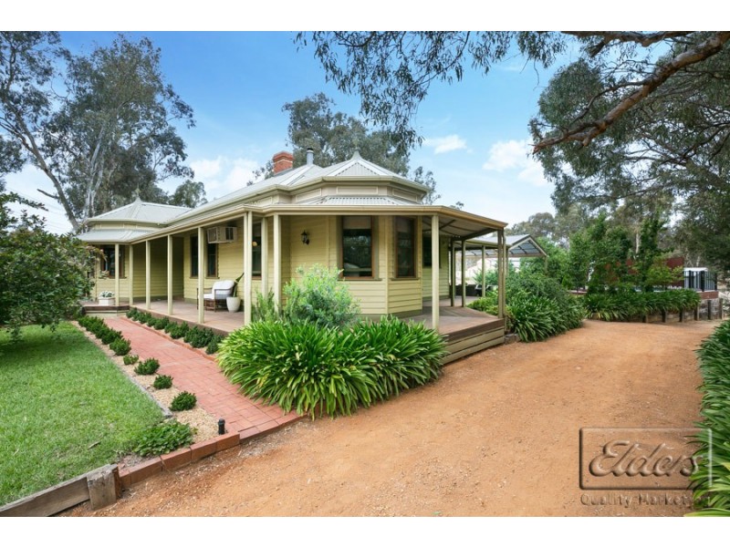 40 McIvor Highway, Axedale VIC 3551