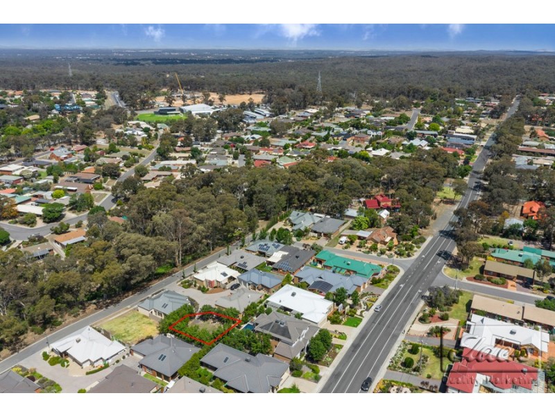 4 Candee Court, Kennington VIC 3550