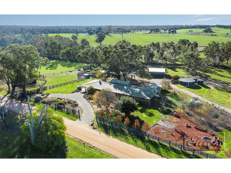 319 Shanahans Road, Strathfieldsaye VIC 3551