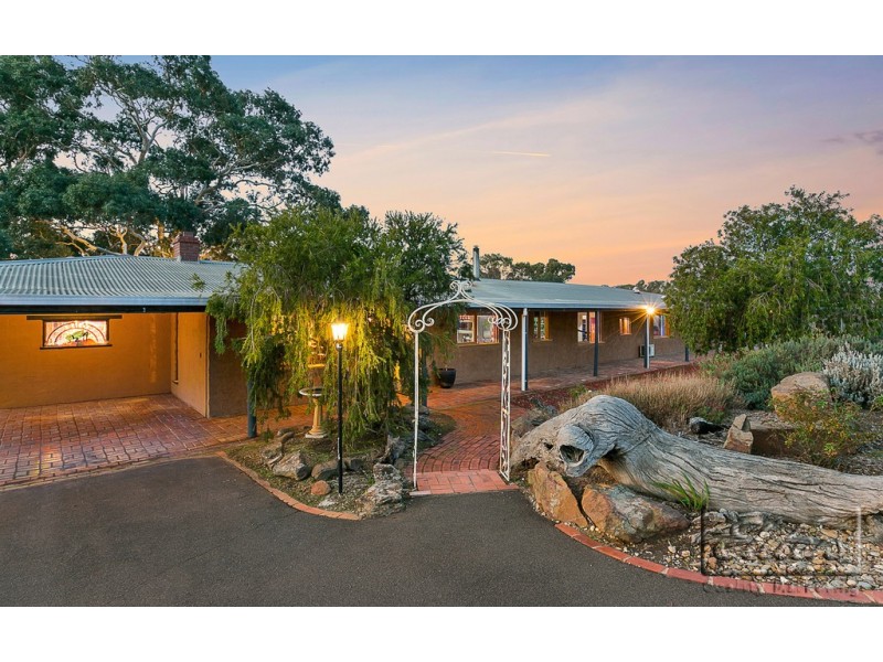 319 Shanahans Road, Strathfieldsaye VIC 3551