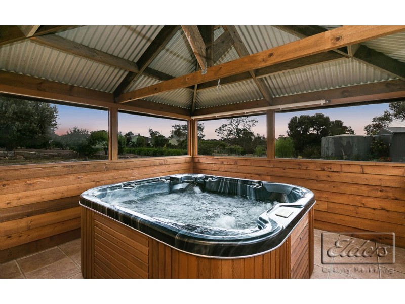 191 Fenton Drive, Harcourt North VIC 3453