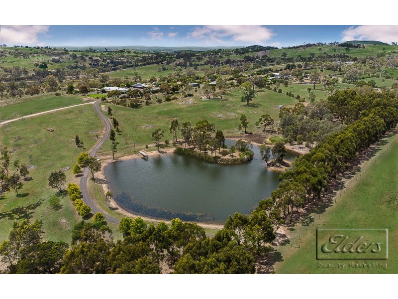191 Fenton Drive, Harcourt North VIC 3453
