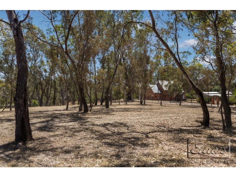 5 Church Lane, Sutton Grange VIC 3448