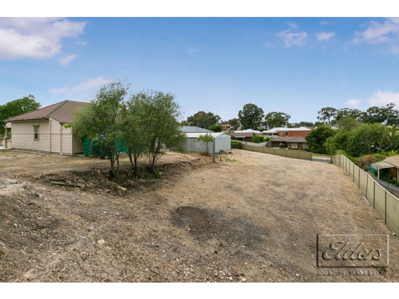 22-24 Edwards Road, Kennington VIC 3550