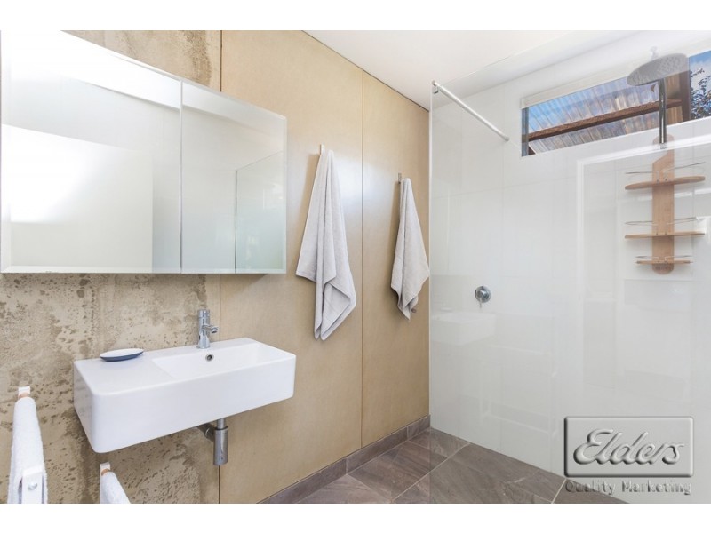 35 Greenwood Drive, Kennington VIC 3550