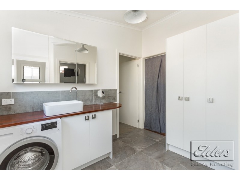 35 Greenwood Drive, Kennington VIC 3550