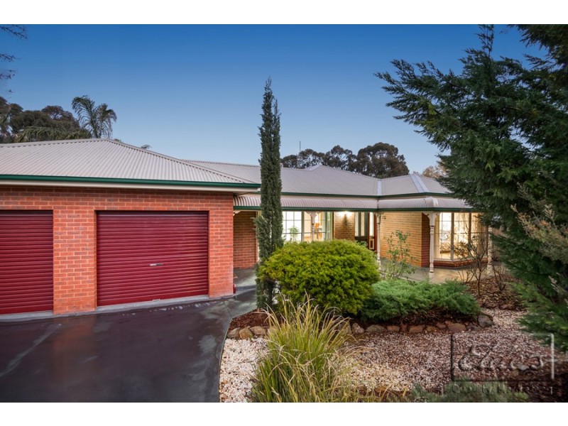 2 Ironbark Court, Kennington VIC 3550