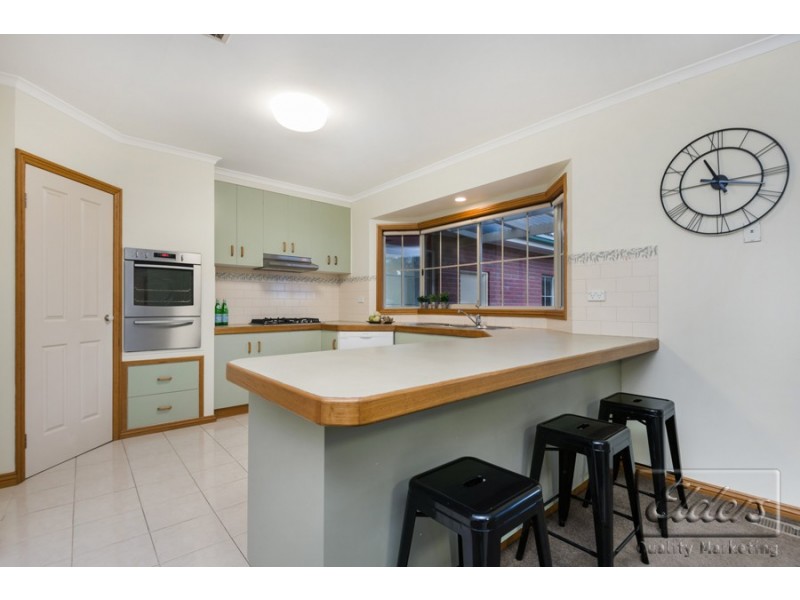 2 Ironbark Court, Kennington VIC 3550