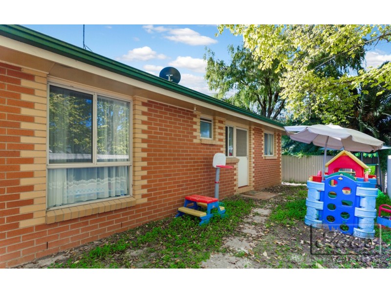 1 and 2, 6A Victoria Street, Ironbark VIC 3550