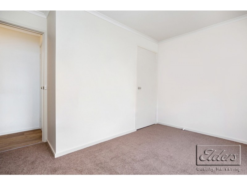 4/8 Clarke Street, Kennington VIC 3550
