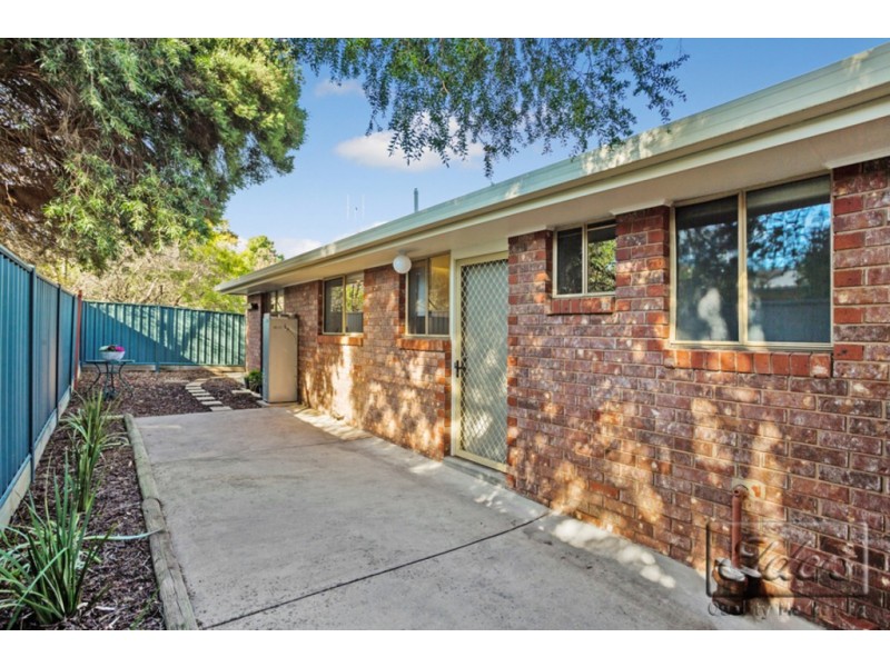 4/8 Clarke Street, Kennington VIC 3550