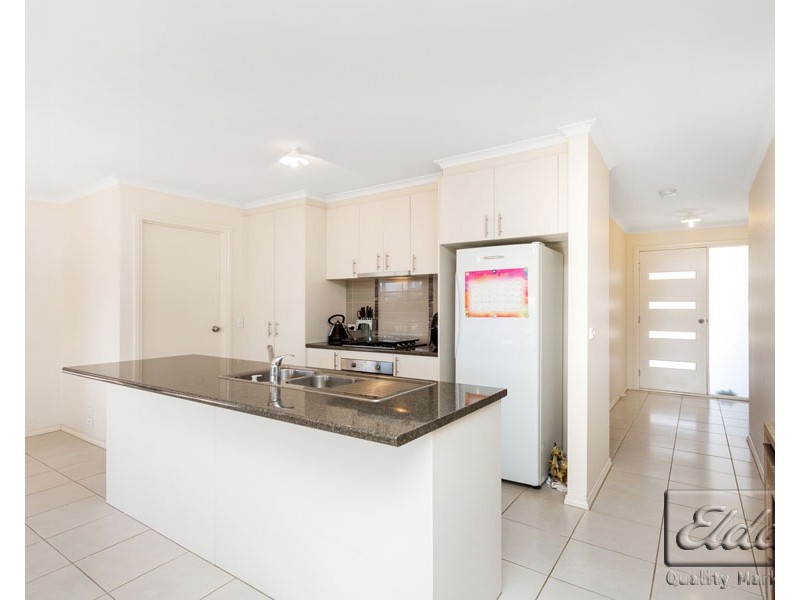 3 Therese Way, Maiden Gully VIC 3551