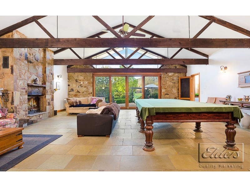 61 Waterfalls Road, Mount Macedon VIC 3441