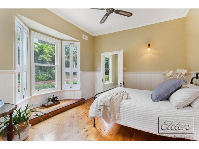 8 Echuca Street, Quarry Hill VIC 3550