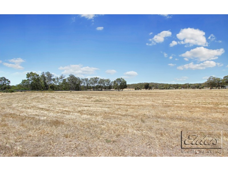 Cnr Mandurang Road and Nankervis Road, Mandurang VIC 3551