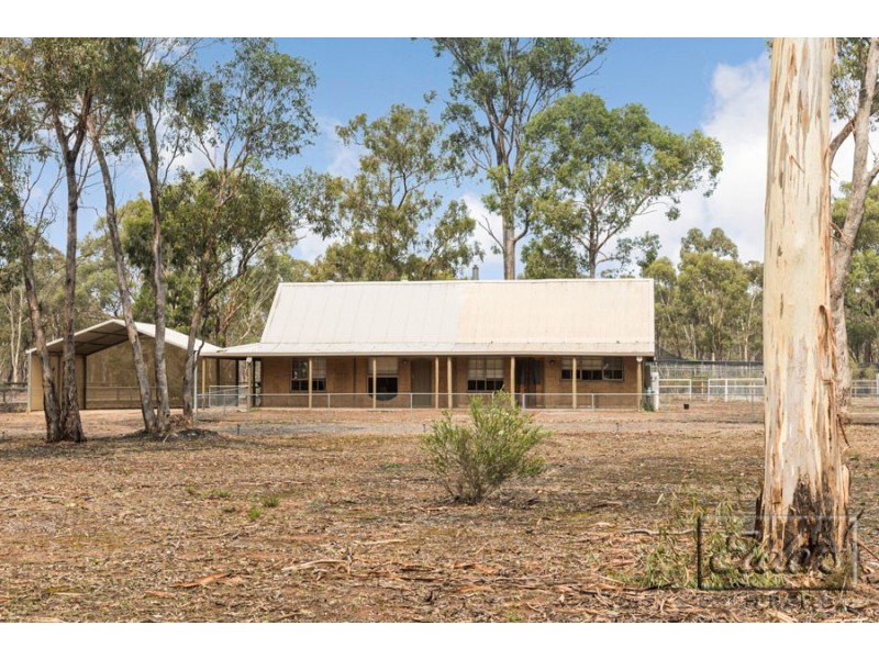 69 Steins Road, Huntly VIC 3551