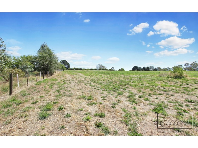 Cnr Eagles Road and McIvor Road, Harcourt North VIC 3453