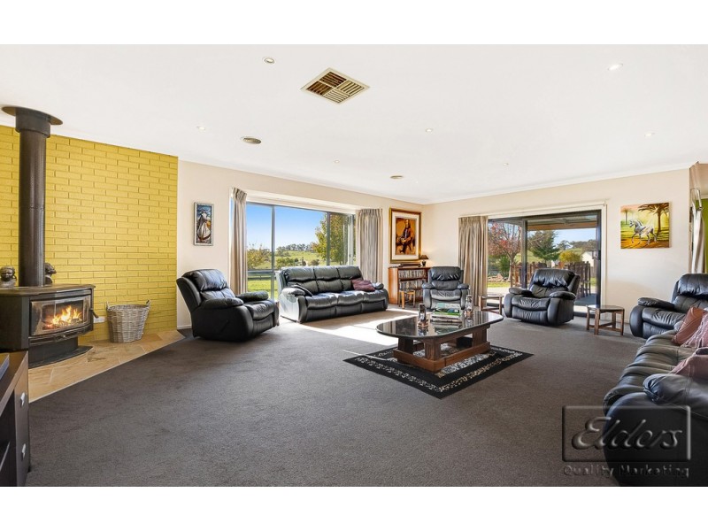 141 Moffatt Drive, Harcourt North VIC 3453