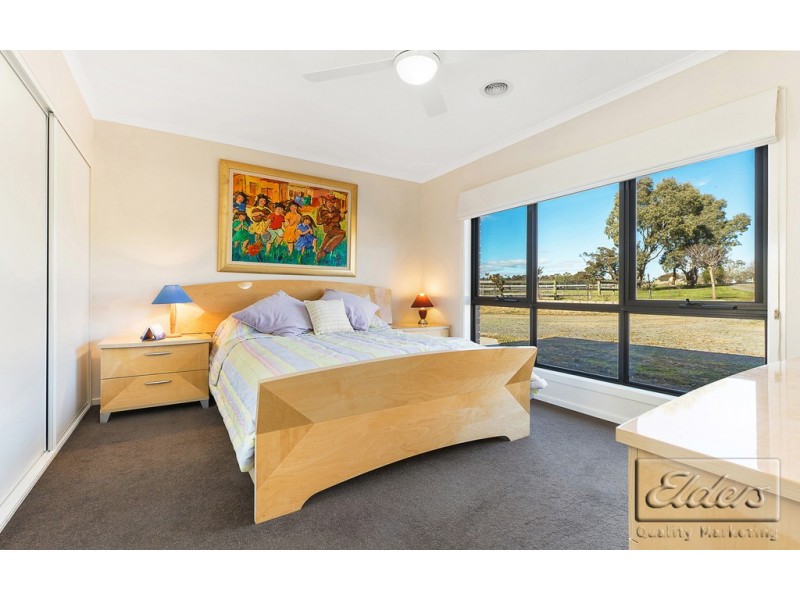 141 Moffatt Drive, Harcourt North VIC 3453