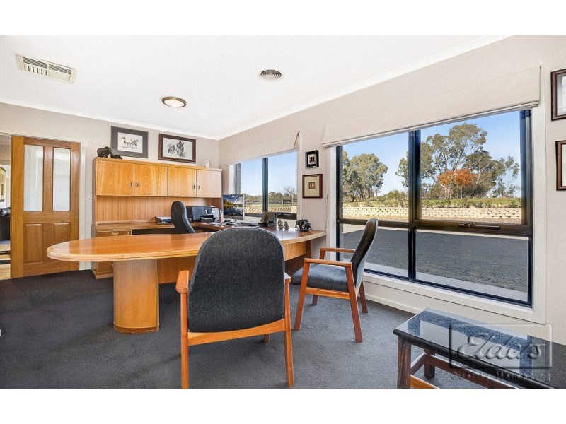 141 Moffatt Drive, Harcourt North VIC 3453