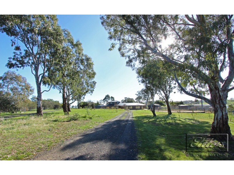 141 Moffatt Drive, Harcourt North VIC 3453