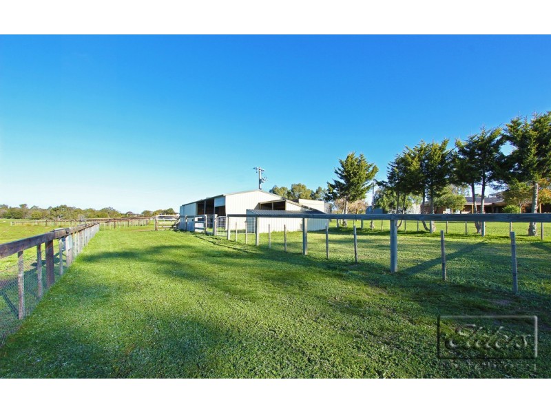 141 Moffatt Drive, Harcourt North VIC 3453