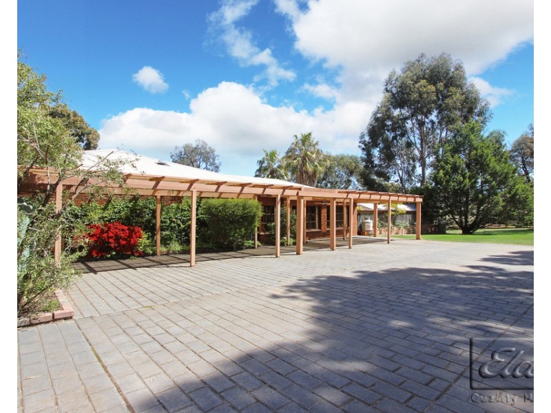 60 Belvoir Park Road, Ravenswood VIC 3453