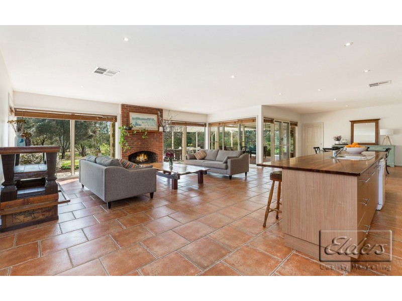 33 Mills Road, Strathfieldsaye VIC 3551