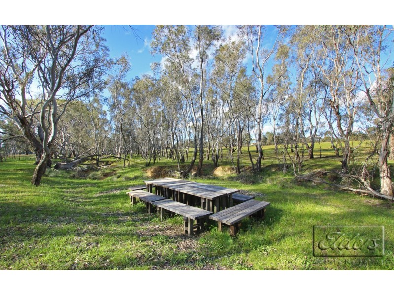 33 Mills Road, Strathfieldsaye VIC 3551