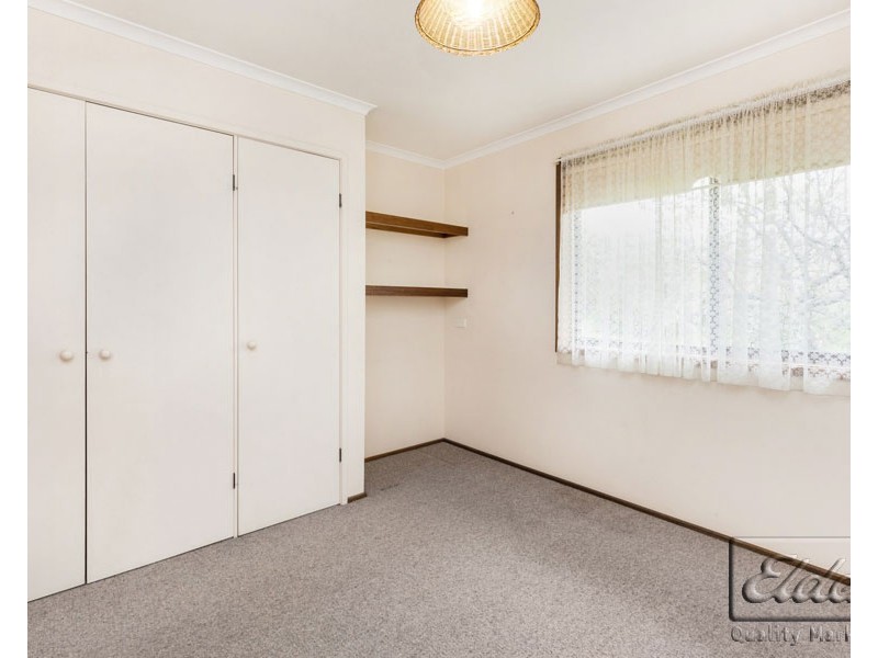 4 Cain Street, Quarry Hill VIC 3550