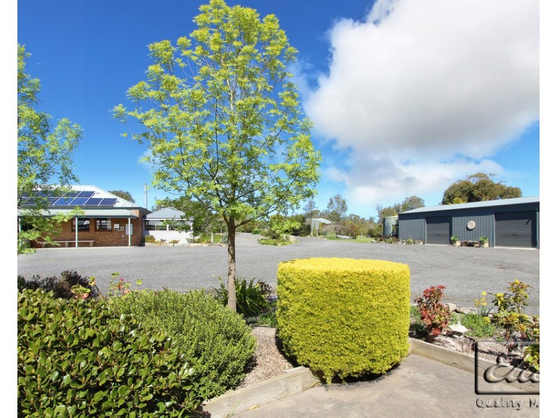 191 Fenton Drive, Harcourt VIC 3453