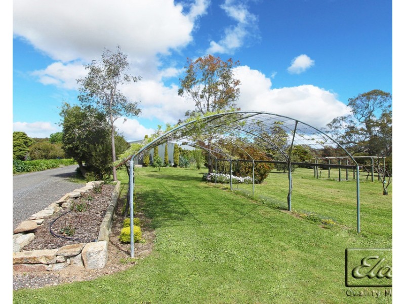 191 Fenton Drive, Harcourt VIC 3453