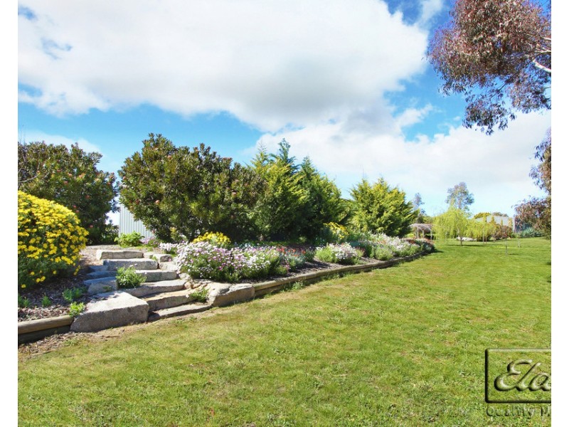 191 Fenton Drive, Harcourt VIC 3453