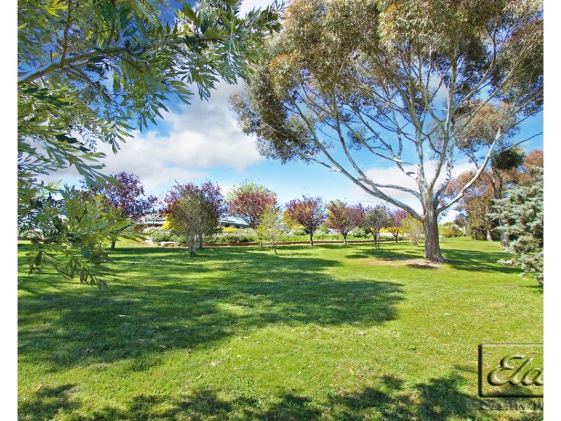 191 Fenton Drive, Harcourt VIC 3453