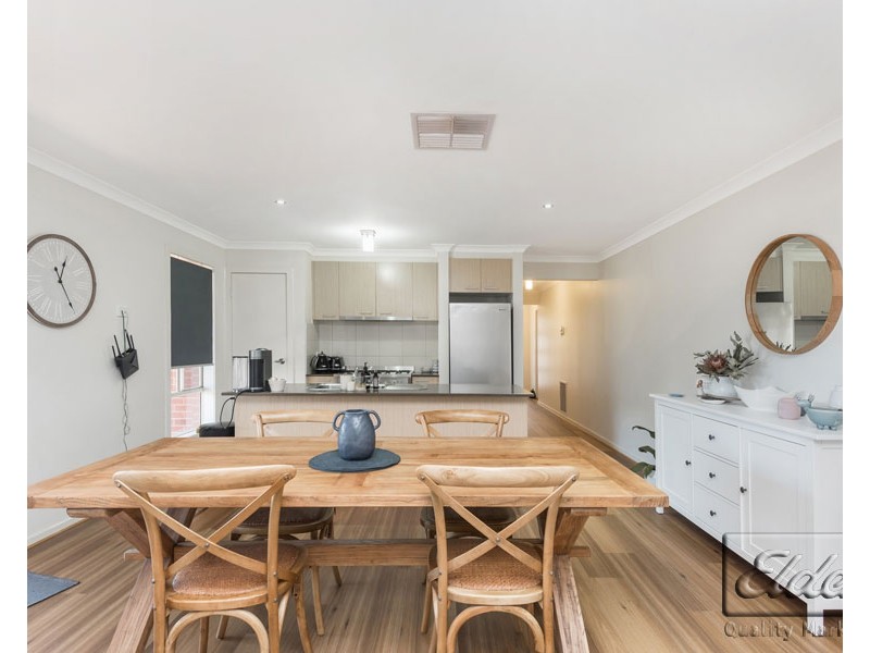 13 Garnet Court, Kangaroo Flat VIC 3555