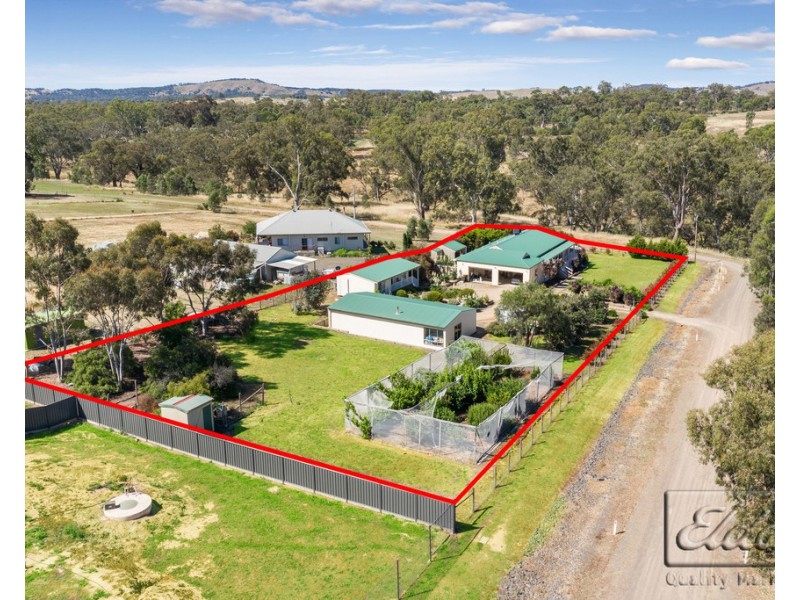19 McDonalds Lane, Ravenswood VIC 3453
