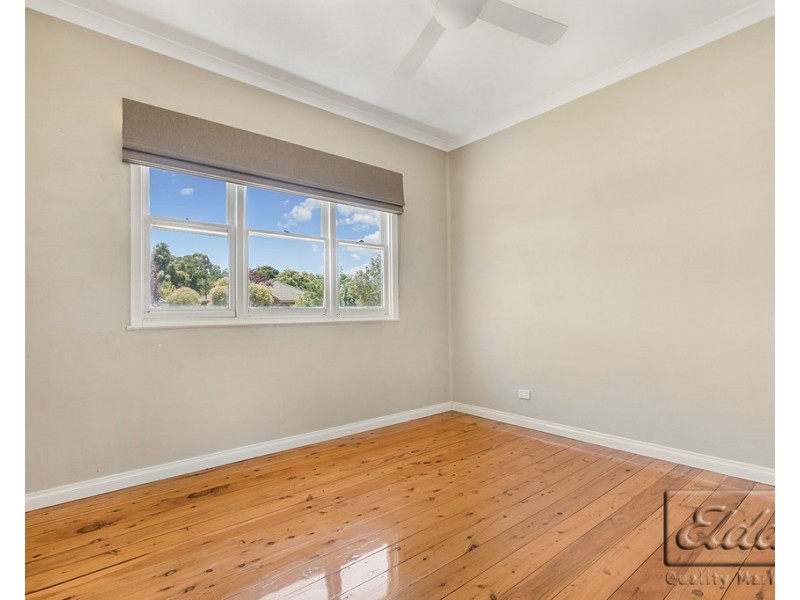 12 Hammer Street, Flora Hill VIC 3550