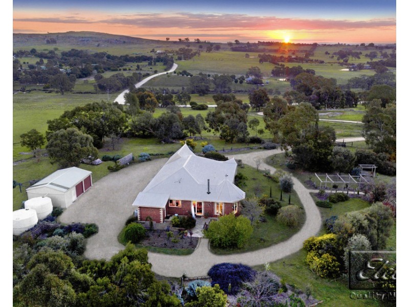 251 Pinjarra Drive, Lockwood South VIC 3551