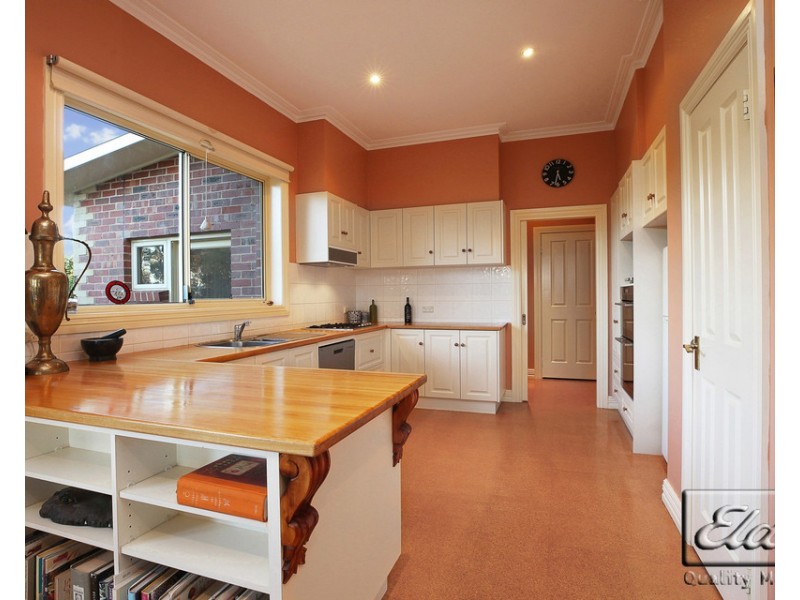 251 Pinjarra Drive, Lockwood South VIC 3551