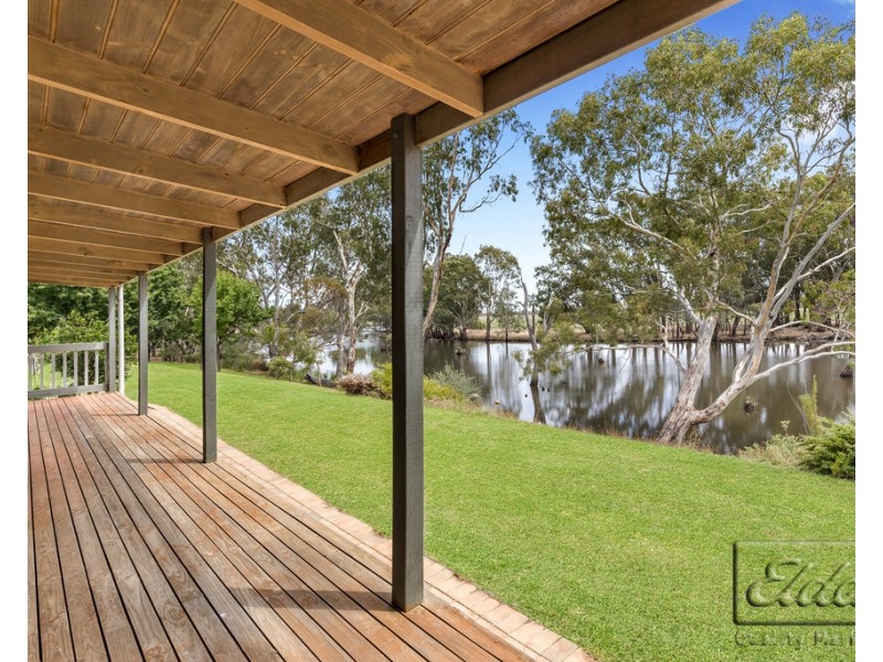 859 Burnewang Road, Burnewang VIC 3558