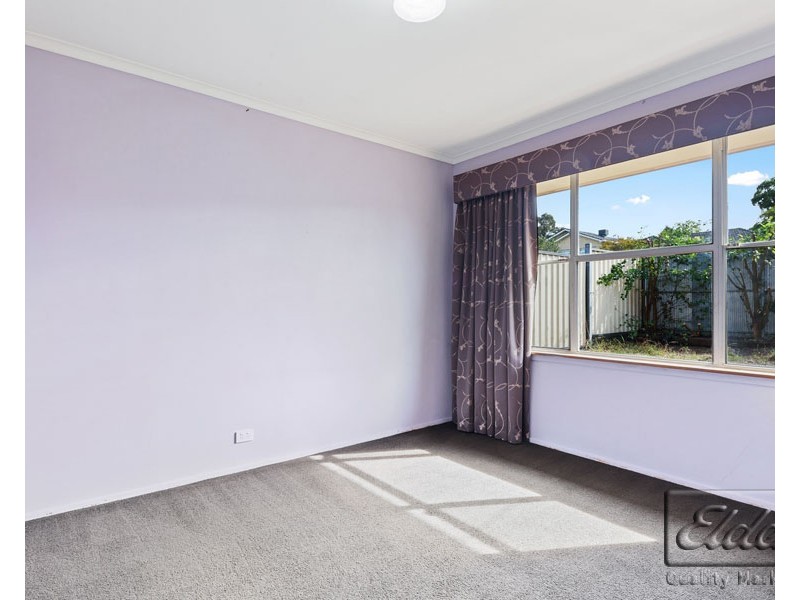 120 St Aidans Road, Kennington VIC 3550