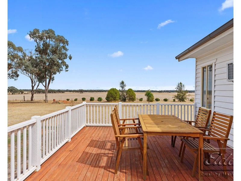 . Cnr Dobie and McNamara Road, Toolleen VIC 3551