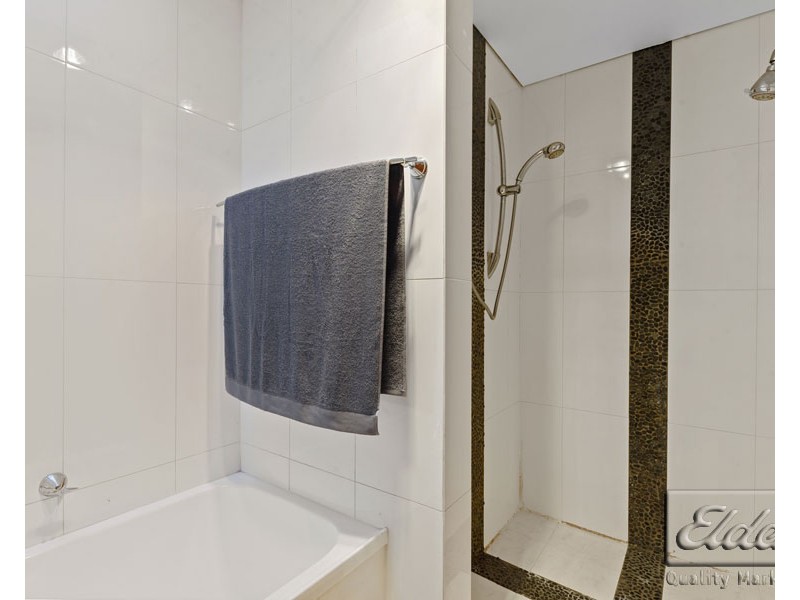 7 Broad Parade, Spring Gully VIC 3550