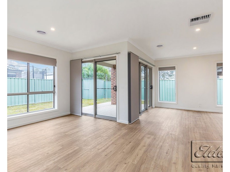 2 MILLEWA DRIVE, Ascot VIC 3551