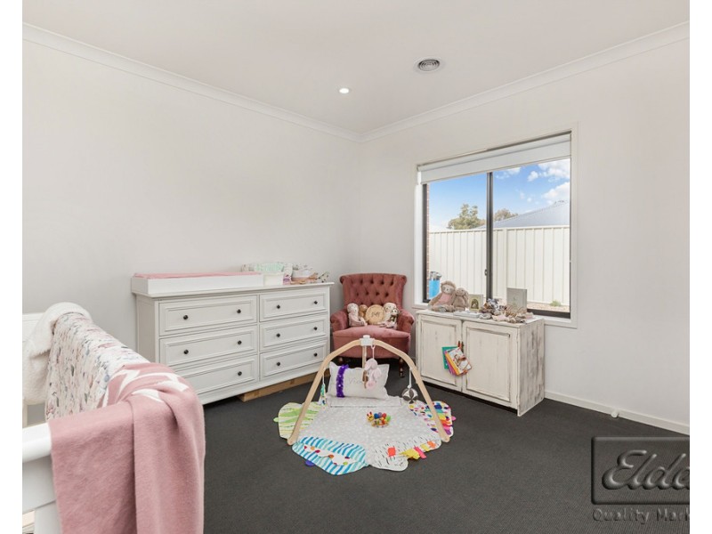 12 Bronze Drive, Kangaroo Flat VIC 3555