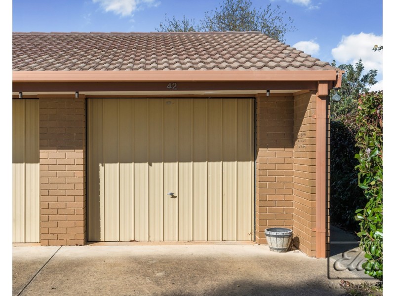 Unit 42 Clifford Crescent, BRV, Spring Gully VIC 3550