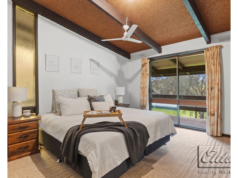 57 Hillcrest Road, Maiden Gully VIC 3551