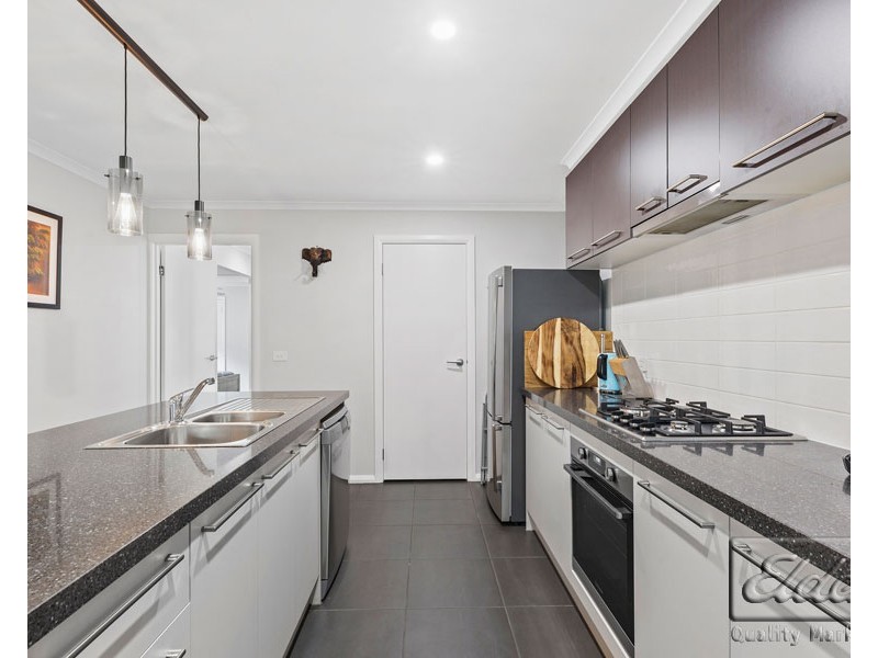 53 Sullivan Street, Ascot VIC 3551
