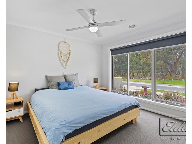 53 Sullivan Street, Ascot VIC 3551