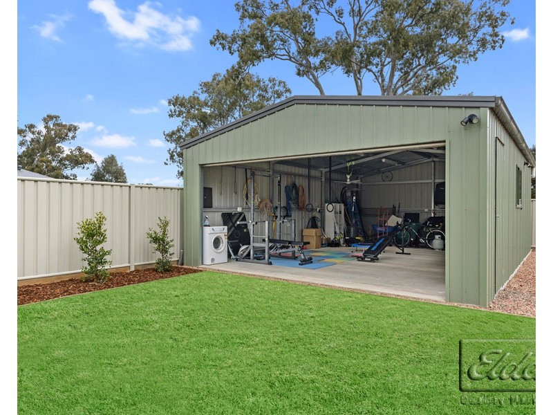 53 Sullivan Street, Ascot VIC 3551